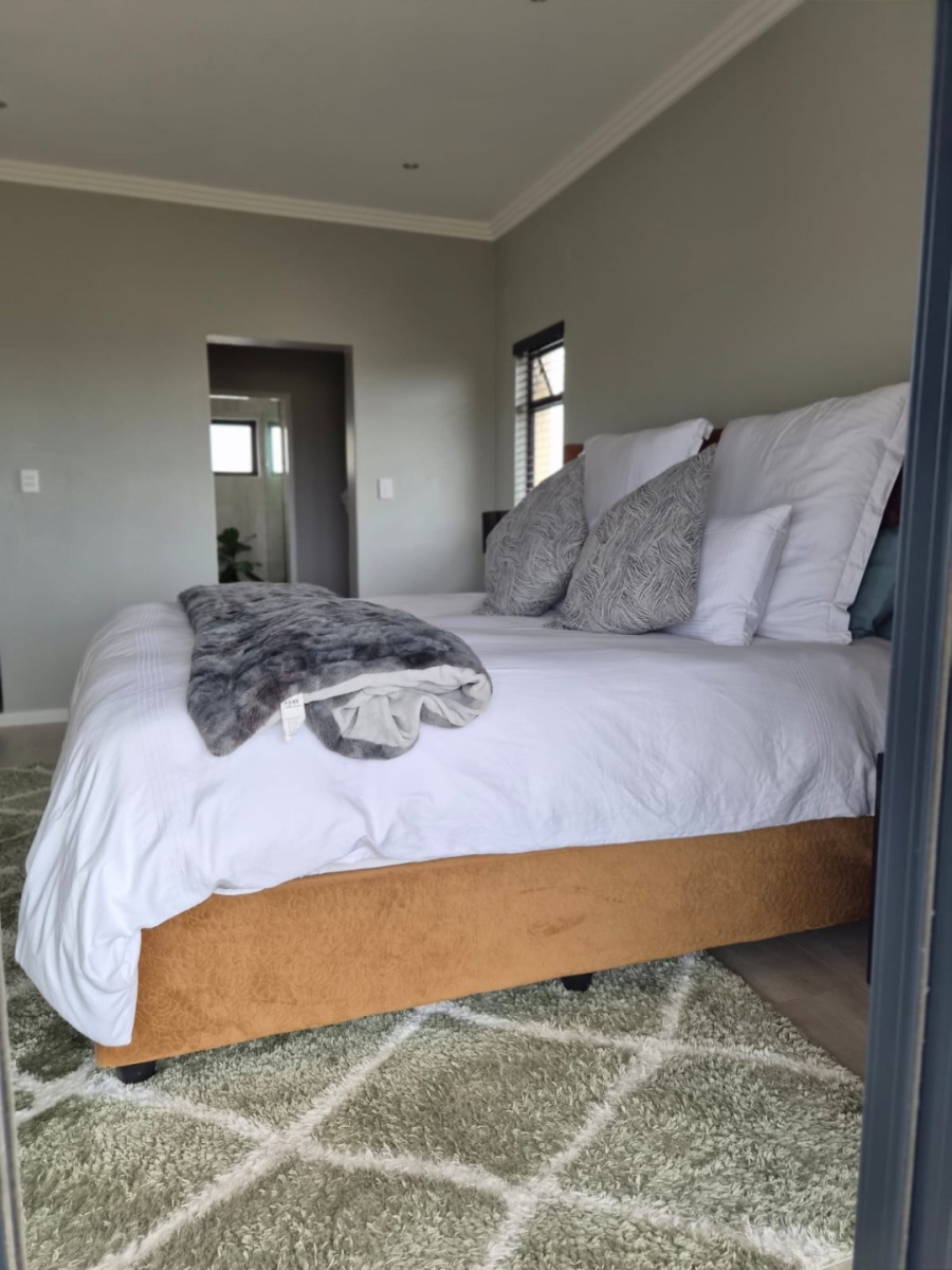 2 Bedroom Property for Sale in Kidds Beach Eastern Cape